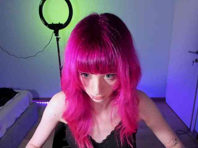 mnepohuyy webcam