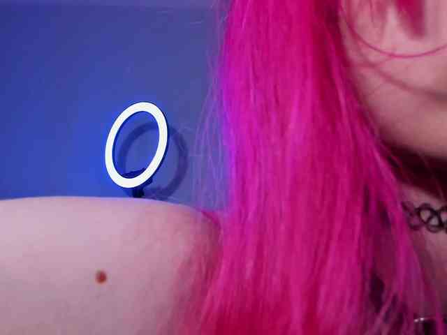 mnepohuyy Sex Cam Show
