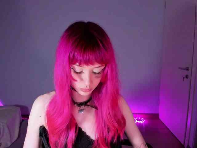 mnepohuyy Sex Cam Show