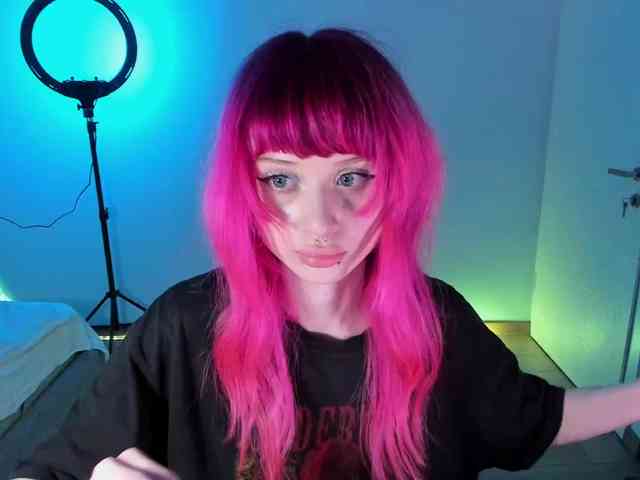 mnepohuyy webcam