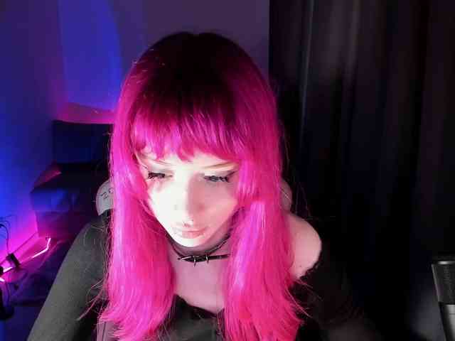 mnepohuyy webcam