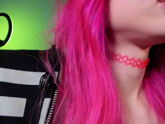mnepohuyy webcam