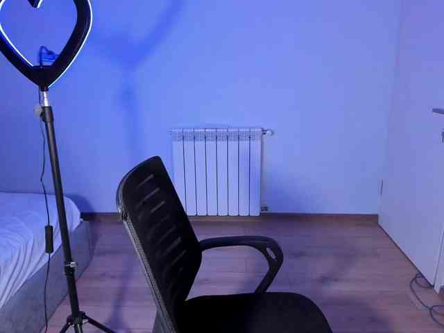 mnepohuyy webcam