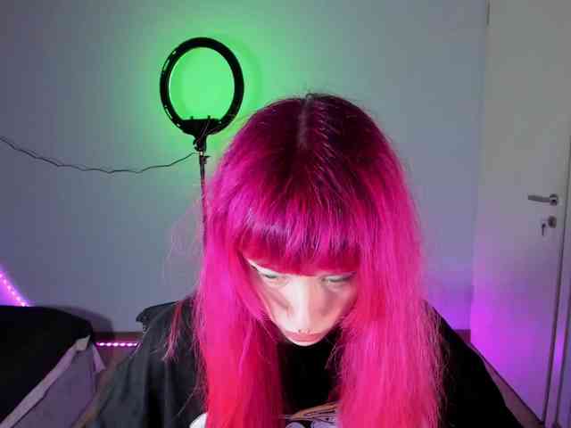 mnepohuyy webcam