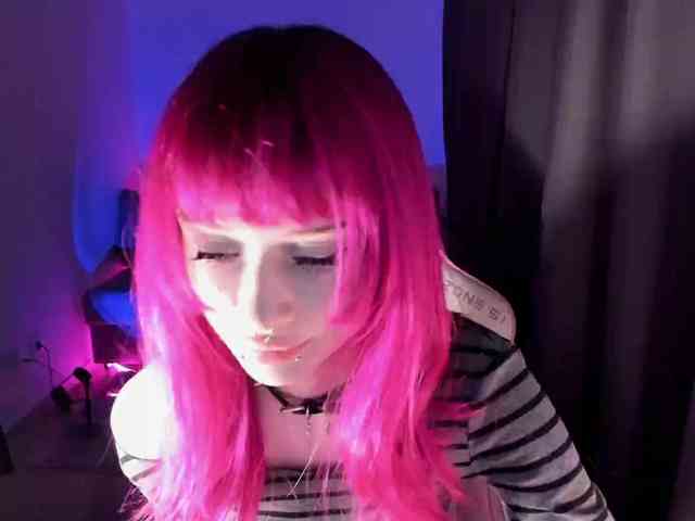 mnepohuyy webcam