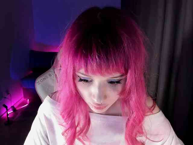 mnepohuyy webcam