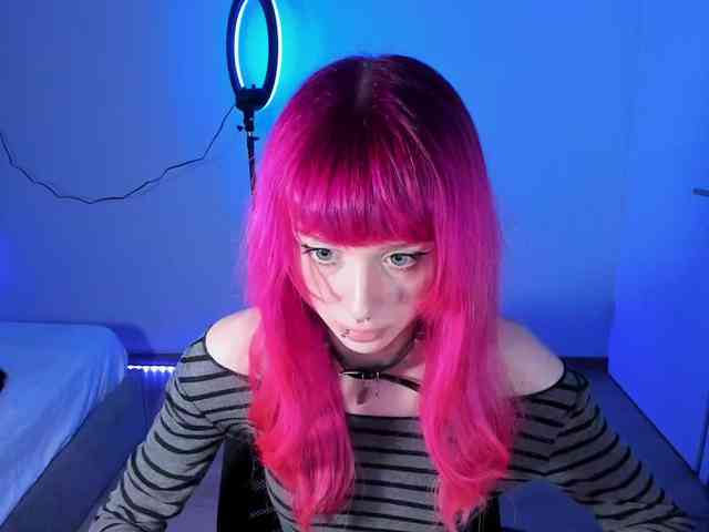 mnepohuyy webcam