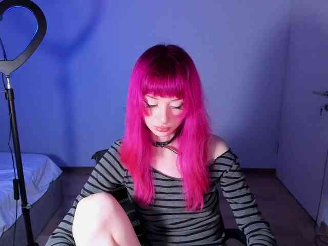 mnepohuyy Sex Cam Show