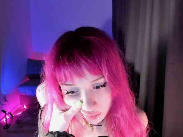 mnepohuyy webcam