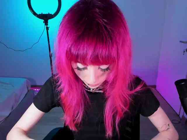 mnepohuyy webcam
