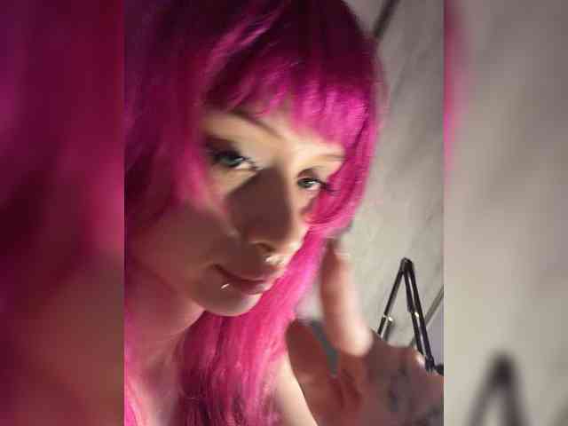 mnepohuyy webcam