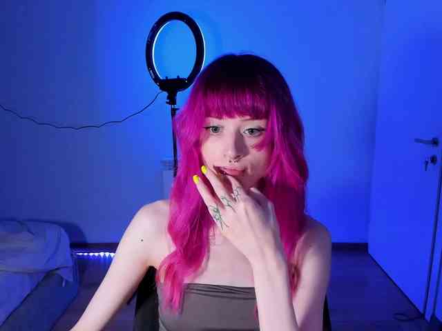 mnepohuyy webcam