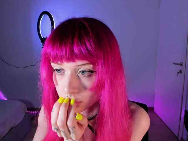 mnepohuyy Sex Cam Show