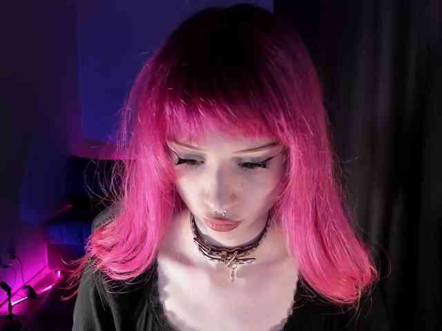 mnepohuyy webcam