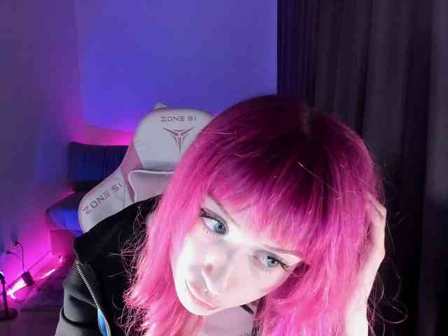 mnepohuyy webcam