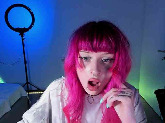 mnepohuyy webcam