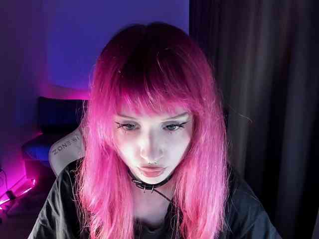 mnepohuyy webcam