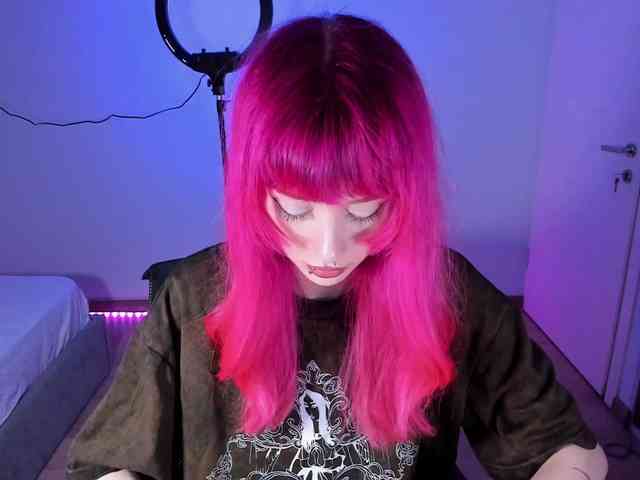 mnepohuyy webcam