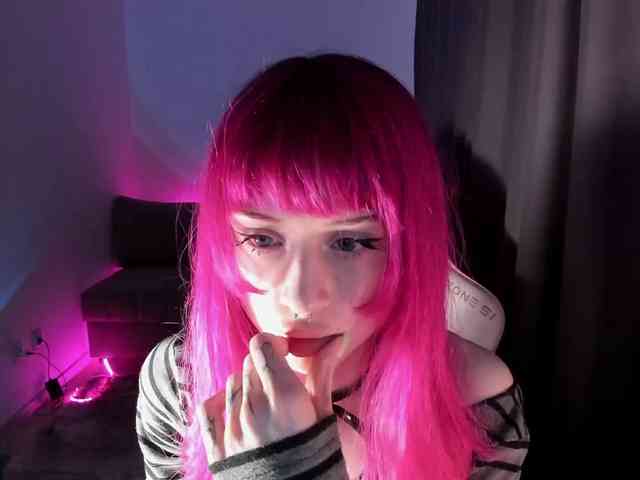 mnepohuyy webcam