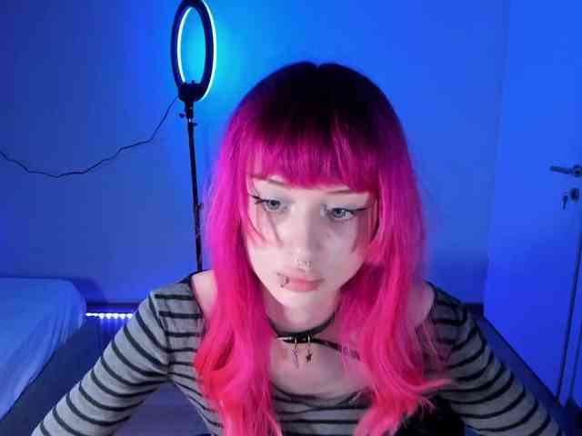 mnepohuyy webcam
