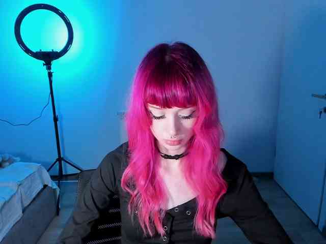 mnepohuyy webcam
