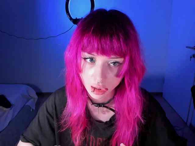 mnepohuyy webcam