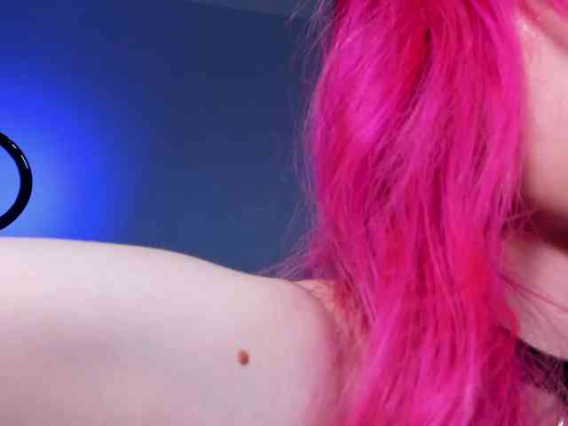 mnepohuyy webcam