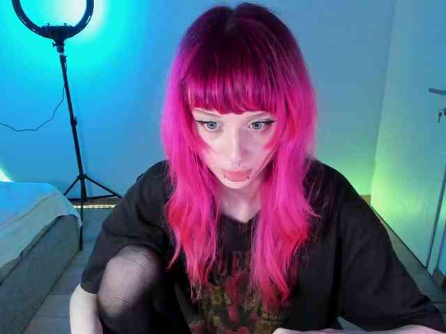 mnepohuyy webcam