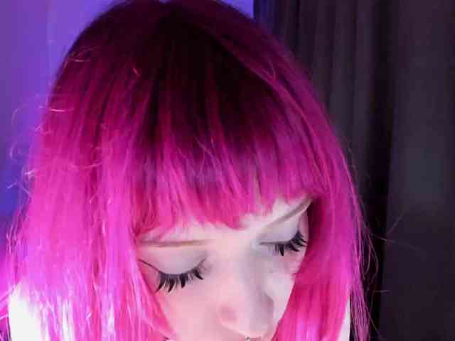 mnepohuyy webcam