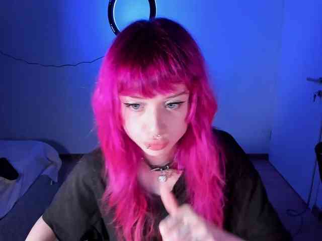 mnepohuyy webcam