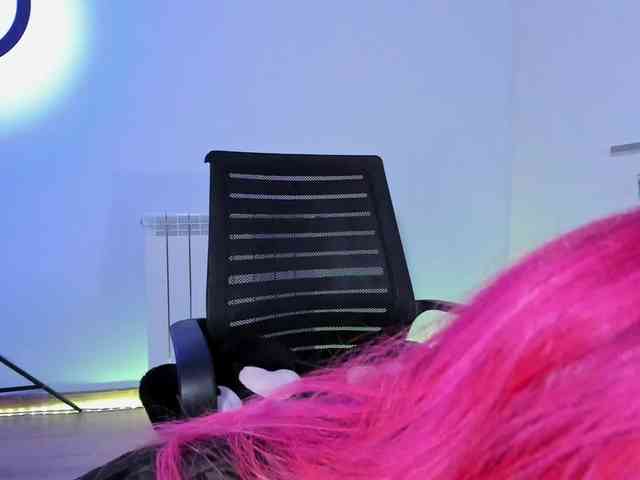 mnepohuyy webcam
