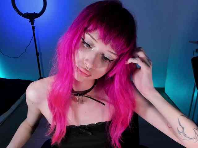 mnepohuyy webcam