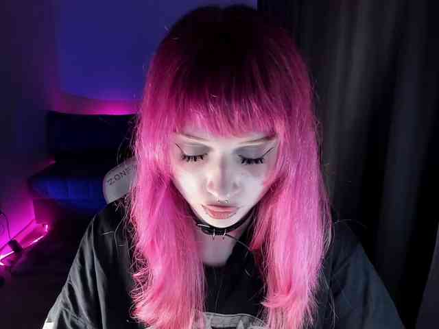 mnepohuyy webcam