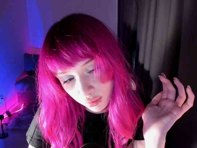 mnepohuyy webcam