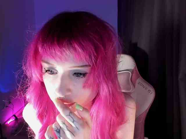 mnepohuyy webcam