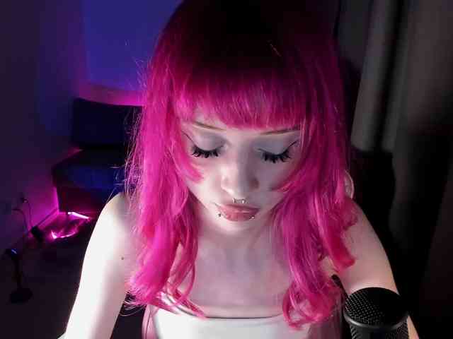 mnepohuyy webcam
