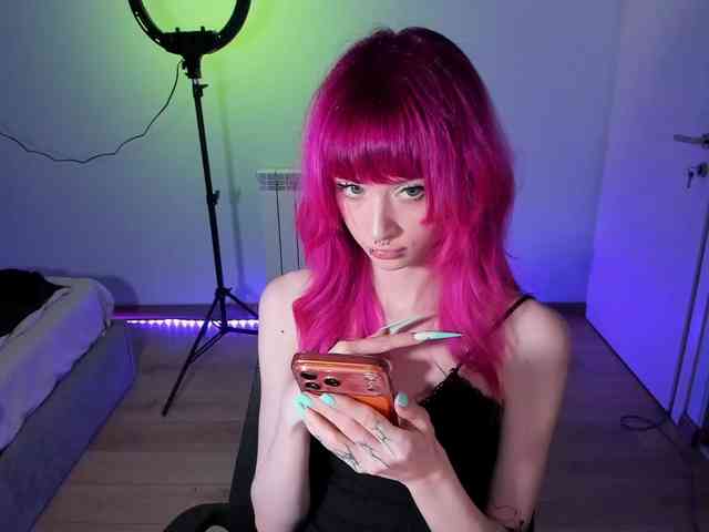 mnepohuyy webcam