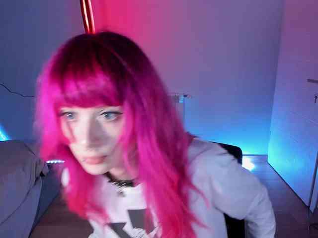 mnepohuyy webcam