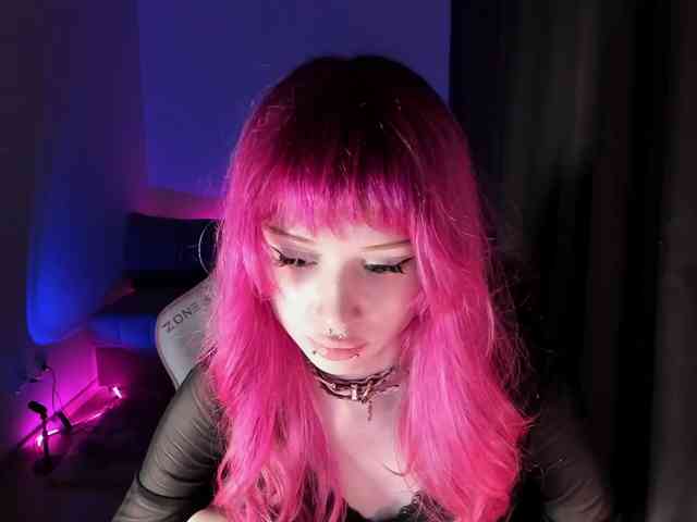 mnepohuyy webcam