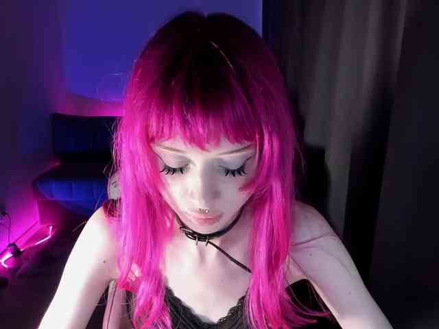 mnepohuyy webcam