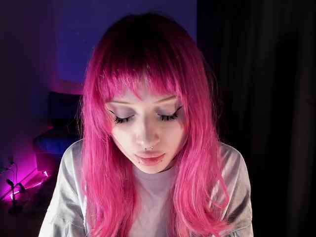 mnepohuyy webcam