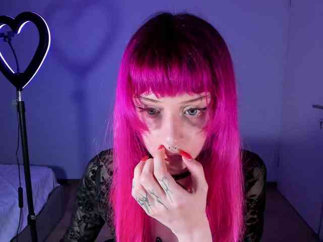 mnepohuyy webcam
