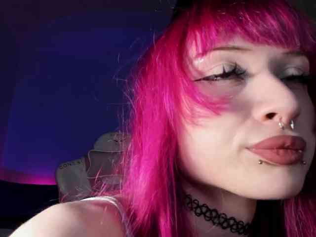 mnepohuyy webcam