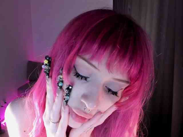 mnepohuyy webcam