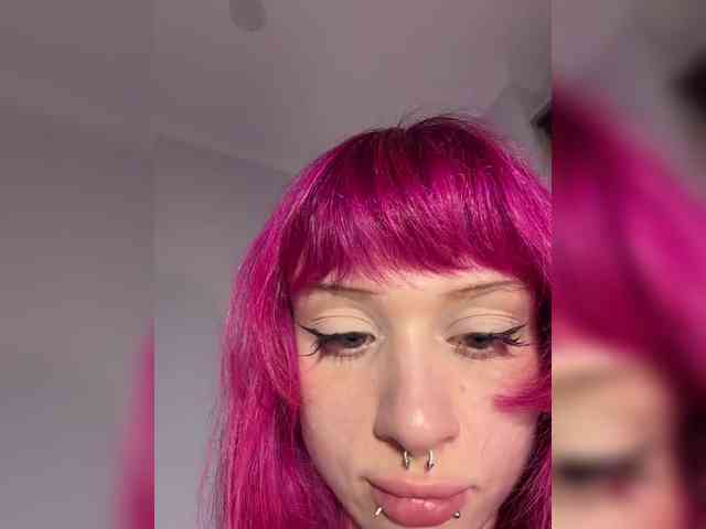mnepohuyy webcam