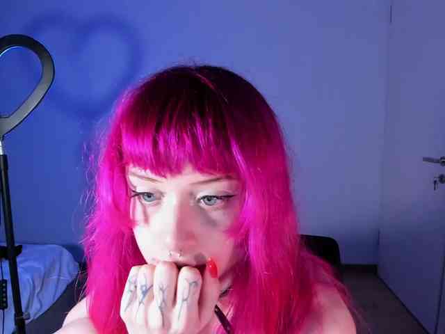 mnepohuyy Sex Cam Show