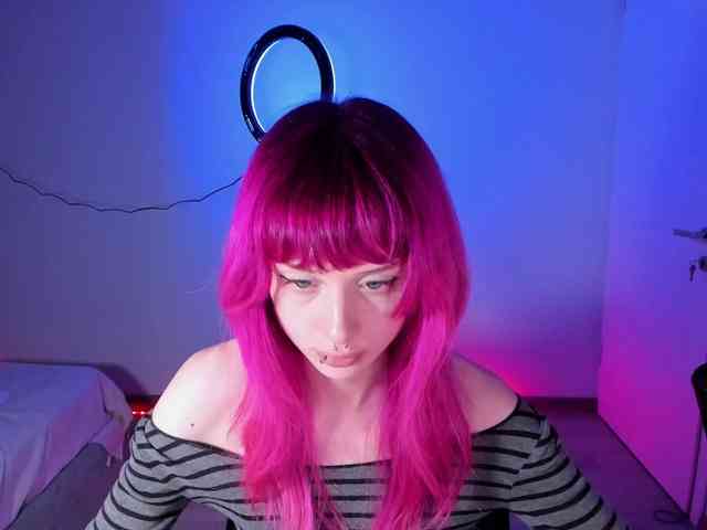 mnepohuyy webcam