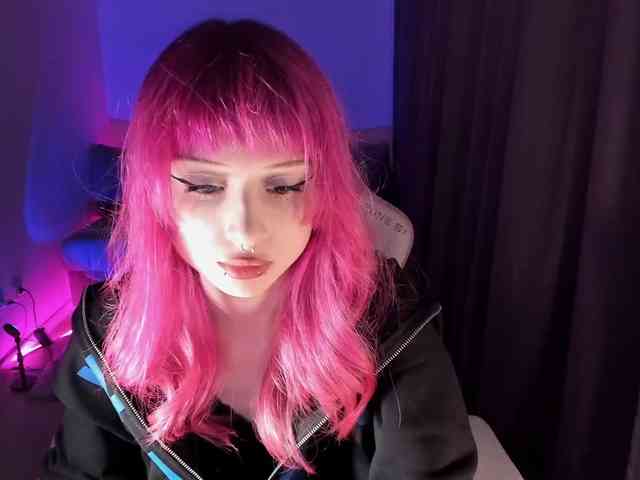 mnepohuyy webcam
