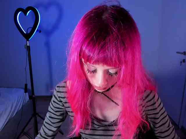 mnepohuyy webcam