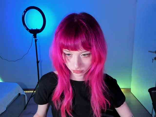 mnepohuyy webcam